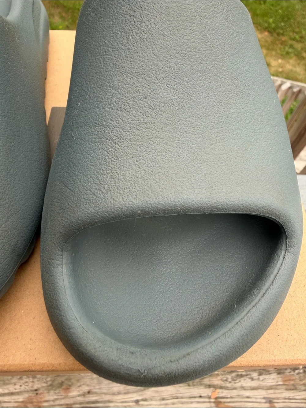 Yeezy slate Gray Slides